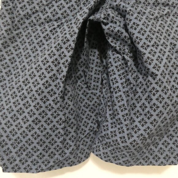OLD NAVY - size 10 regular | Blue Shorts With Black Pattern Design - Picture 13 of 14